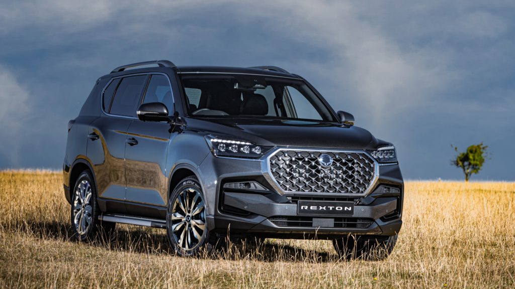 فروشگاه یوسفی تهیه لوازم اورجینال خودروهای سانگ یانگ در مشهد دانش آموز